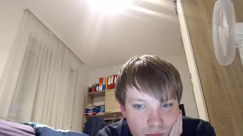 Snapshot of phillip25y chatting on April 2026 09:23:01 PM phillip25y online show from April 2026 09:23:01 PM