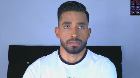 Snapshot of phillip_rayn chatting on December 2024 12:45:02 AM phillip online show from December 2024 12:45:02 AM