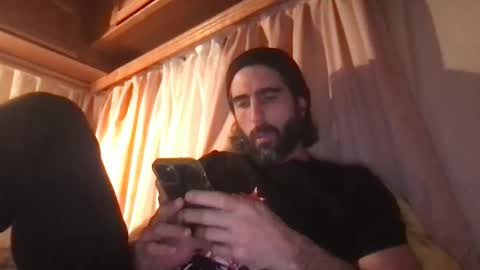 Snapshot of philllaroche chatting on December 2025 04:28:02 AM Phill online show from December 2025 04:28:02 AM