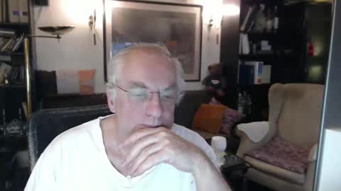 Snapshot of philoumis2 chatting on January 2025 09:25:01 PM Philippe online show from January 2025 09:25:01 PM