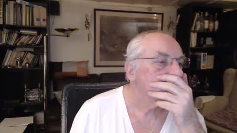 Snapshot of philoumis2 chatting on January 2025 11:34:01 PM Philippe online show from January 2025 11:34:01 PM