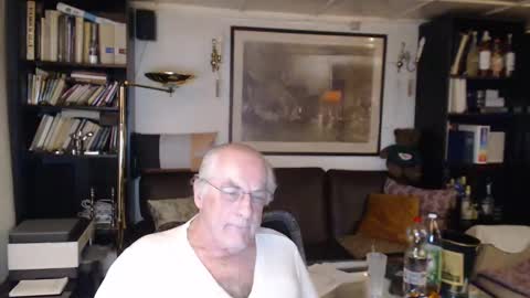 Snapshot of philoumis2 chatting on March 2025 12:55:02 AM Philippe online show from March 2025 12:55:02 AM