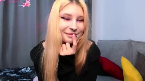 Phoenixvale Pls follow me online show from November 2025 03:04:01 PM