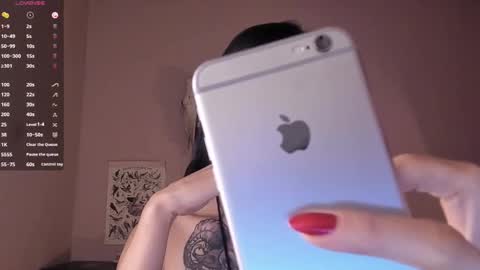 Snapshot of phoenixx_x chatting on January 2025 02:04:01 AM phoenixx_x online show from January 2025 02:04:01 AM