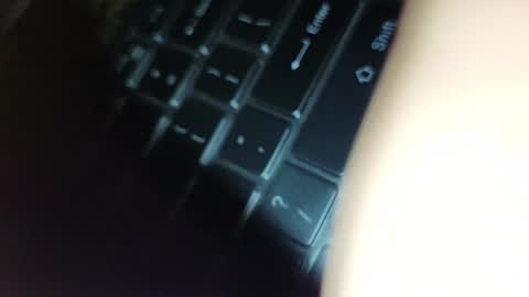 Snapshot of phu_q chatting on January 2025 12:05:02 PM DDT online show from January 2025 12:05:02 PM