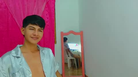 phuwin online show from May 2026 06:18:01 AM