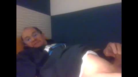 pichoun71 online show from February 2025 06:36:02 PM