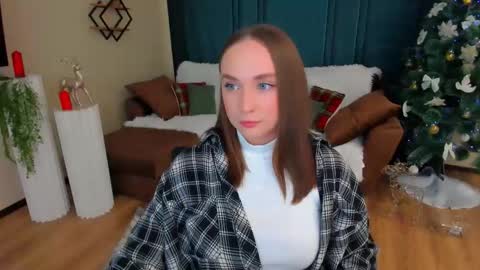 Emelie online show from January 2026 07:26:01 PM