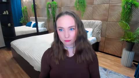 Emelie online show from February 2026 10:32:01 AM
