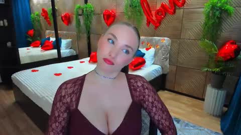 Emelie online show from February 2026 10:23:02 AM