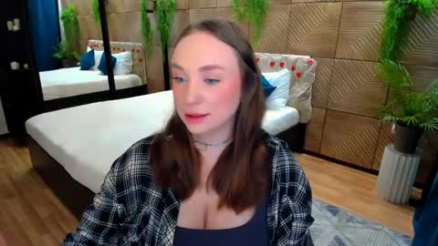 Emelie online show from April 2026 10:26:01 AM