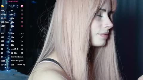 Piera online show from November 2025 05:56:01 PM