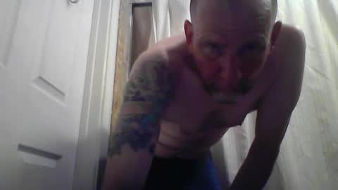 Snapshot of pierce702420 chatting on April 2026 01:36:02 AM pierce702420 online show from April 2026 01:36:02 AM