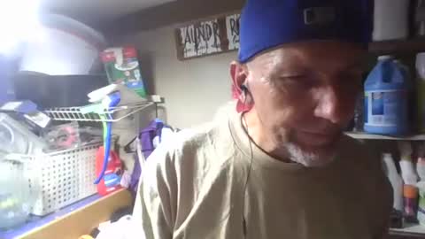 Snapshot of pierce702420 chatting on May 2026 05:26:02 AM pierce702420 online show from May 2026 05:26:02 AM