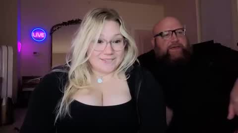 Piggy Rose online show from March 2026 02:00:01 AM