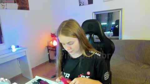 PiinkPandora online show from November 2025 04:16:01 PM