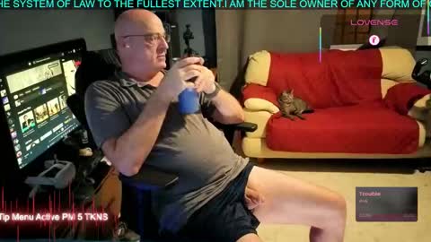 Snapshot of pilot_dave_69 chatting on September 2025 02:57:02 AM Dave online show from September 2025 02:57:02 AM