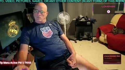 Snapshot of pilot_dave_69 chatting on September 2025 03:10:02 AM Dave online show from September 2025 03:10:02 AM