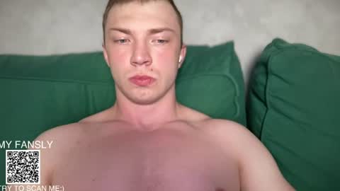 Snapshot of pimple_gang chatting on June 2026 01:26:02 AM Sasha online show from June 2026 01:26:02 AM