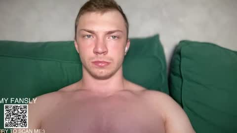 Snapshot of pimple_gang chatting on June 2026 11:40:02 PM Sasha online show from June 2026 11:40:02 PM