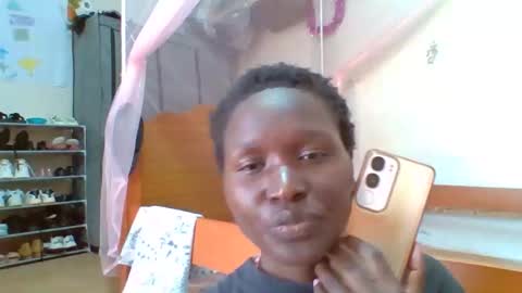 pinah1997 online show from March 2026 10:52:01 AM