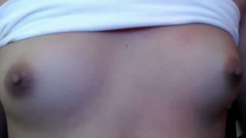 Julia rain online show from November 2025 10:27:01 AM