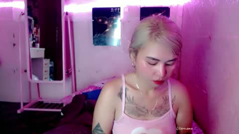 pinay_romancee online show from February 2026 07:24:01 AM