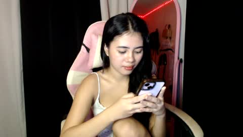 sharmelynbebe online show from August 2026 05:15:01 PM