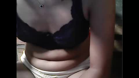 Nica online show from October 2025 09:49:01 PM