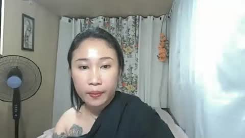 Snapshot of pinayhotty_yumie chatting on April 2026 10:54:02 AM yumie online show from April 2026 10:54:02 AM