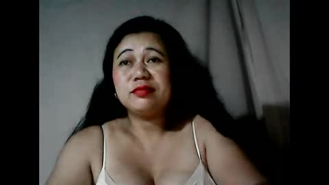 pinaymama12345 online show from December 2024 10:47:01 PM