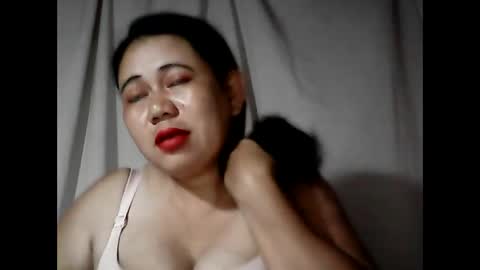 pinaymama12345 online show from September 2025 10:33:02 PM