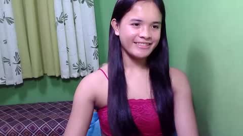 pinaymorena_rhowe online show from January 2025 01:37:02 PM