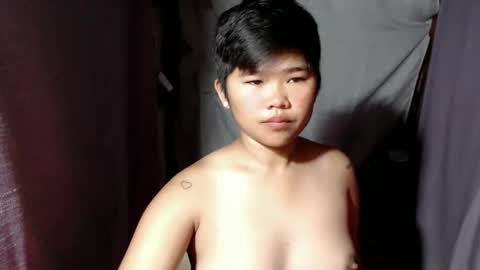 Lyn the Lesbian online show from November 2025 09:15:01 PM