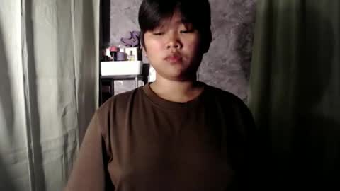 Lyn the Lesbian online show from May 2026 02:03:01 PM