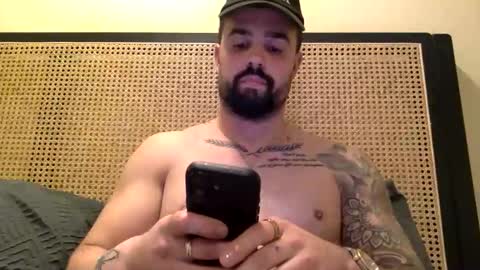 Snapshot of pineappleice26 chatting on December 2025 06:46:02 PM pineappleice26 online show from December 2025 06:46:02 PM