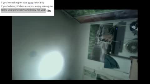 Snapshot of pini_z chatting on January 2025 04:55:01 PM pini_z online show from January 2025 04:55:01 PM