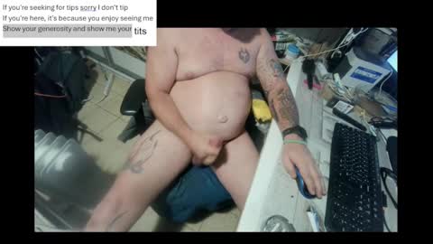 Snapshot of pini_z chatting on January 2025 09:35:02 PM pini_z online show from January 2025 09:35:02 PM