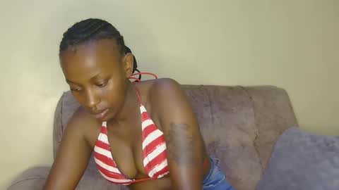 pink_cushy online show from February 2026 06:09:01 AM