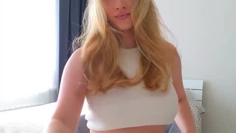   online show from September 2025 03:17:01 AM