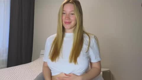   online show from September 2025 03:23:02 AM