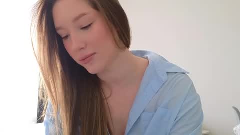   online show from May 2026 03:22:01 AM