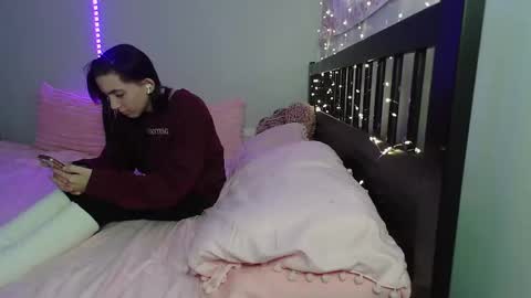 pink_tv online show from October 2025 01:29:01 AM