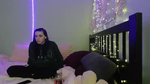 pink_tv online show from December 2025 02:28:01 AM