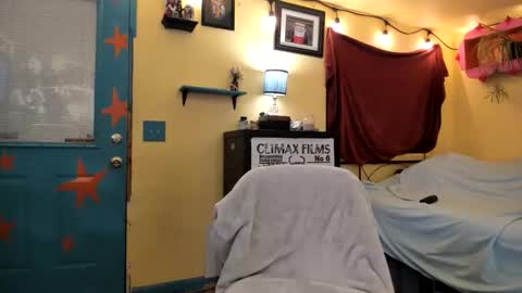 Virginity smiles online show from November 2025 08:25:02 AM