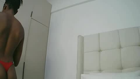 PinkyAura online show from February 2026 04:49:01 PM