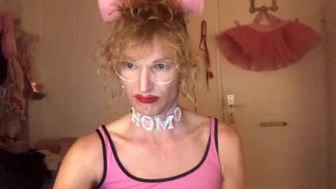 pinkfag online show from December 2024 06:32:02 PM