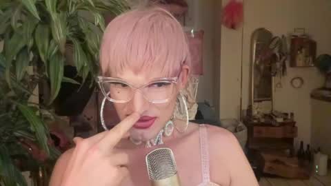 pinkfag online show from June 2026 05:15:02 PM