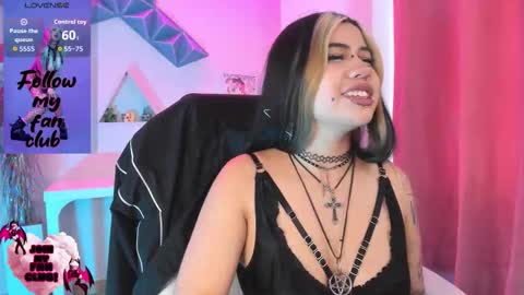 PINKK online show from November 2025 01:21:02 PM