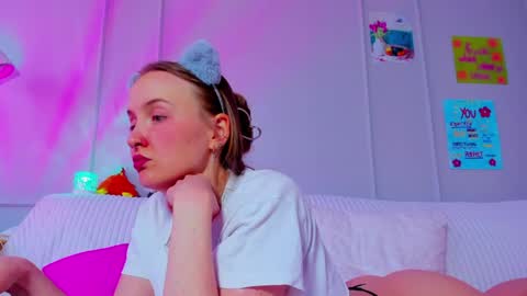 Mila online show from March 2026 07:23:01 AM